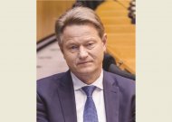 R. Paksas. Bauginami grėsmėmis ir Rytų, net nepastebėsime, kada Vakarai užims Lietuvą