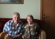 Kęstutis ir Eleonora Girdžiai kartu jau 48-eri metai. Abu tremtiniai susipažino Smalininkuose, čia ir gyvena. Aktyviai dalyvauja Lietuvos PKTS Jurbarko skyriaus veikloje.