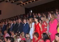 Brandos atestatų įteikimo šventėje – spalvų jūra ir laisvės dvelksmas
