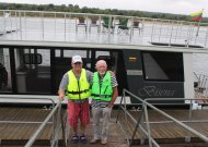 Naujojo laivo „Bisena“ kapitonas Antanas Grumuldis ir jo padėjėjas Viktoras Bendzius naujam turizmo sezonui pasiruošę.
