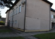 Ši Jurbarko knygyno siena jau keletą metų yra tapusi „viešuoju tualetu“