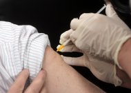 Vakcinų sukūrimas pradėjo naują medicinos erą: likviduotos daug gyvybių nusinešusios užkrečiamos ligos, išnaikinti raupai, sumažėjo sergamumas kitomis pavojingomis ligomis.