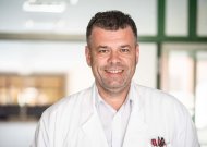 Gydytojas Robertas Badaras pataria vadovautis taisykle – kas per daug, tas visada nesveika.