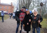Raudonės pilies kieme - Užgavėnių persirengėlių šėlsmas  (VIDEO)
