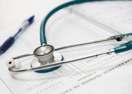 Aplaidžiausioms gydymo įstaigoms gali tekti atsisveikinti su licencijomis