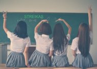 Jurbarko gimnazistai su sprendimu mokytis nuotoliniu būdu nesutinka – rengiasi piketui