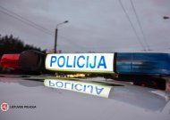 Kelių policija primena: pradeda galioti Kelių eismo taisyklių sezoniniai reikalavimai