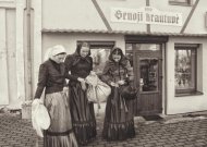 Smalininkų technologijų ir verslo mokykla sukūrė Mažosios Lietuvos TAUTINĮ KOSTIUMĄ