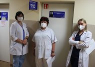 Į Jurbarką atvežta vakcina nuo Covid-19 – skiepijami Jurbarko ligoninės medikai (nuotraukos)