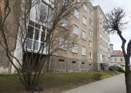 Trijuose Jurbarko daugiabučiuose paskelbtas draudimas rūkyti balkone