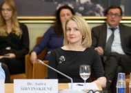 Dr. Aušra Širvinskienė viliasi, jog vis daugiau žmonių nuspręs nebegyventi slegiami baimės, gėdos jausmų, susijusių su priklausomybe, o suskubs kreiptis pagalbos.