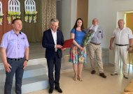 Seredžiaus S. Šimkaus mokyklos-daugiafunkcio centro direktoriui padėkojo už ilgametį darbą