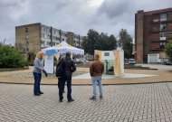 Į Jurbarką atkeliavo performansas – gyventojai raginami jungtis prie centrinių vandens tiekimo ir nuotekų tinklų