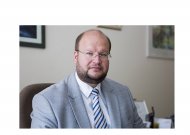 Vilniaus miesto psichikos sveikatos centro vadovas, gydytojas psichiatras M. Marcinkevičius kiekvienam pataria naudotis suteiktomis galimybėmis ir grįžti į normalų socialinį gyvenimą, nepamirštant užtikrinti savo ir aplinkinių saugumo.