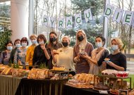 „Pyragų diena“ bibliotekoje – labdarai surinkta įspūdinga suma