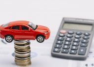 Vietoje dvigubo automobilių taršos mokesčio lieka vienas – metinis