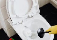 10 patarimų, padėsiančių išvengti problemų su unitazu