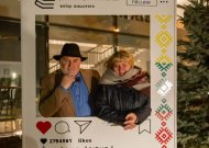 Biblioteka kviečia fotografuotis prie nuotraukų rėmelio