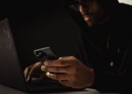 Telefoniniai sukčiai iš jurbarkietės išviliojo didžiulę sumą