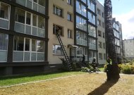 Jurbarke, P. Cvirkos g. daugiabutyje pasklidus dūmams - iškviestos tarnybos (skaudžios nelaimės išvengta)