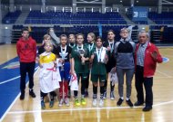 Lietuvos kaimo mokyklų mergaičių salės futbolo finalinėse varžybose kovėsi klausutiškės