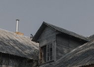Planuojate keisti seną stogą? Utilizuoti asbesto atliekas kainuos