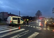 Sodų gatvėje partrenkta per perėją ėjusi mokytoja