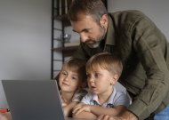 Vaikai socialiniuose tinkluose: ką reikia žinoti tėvams?