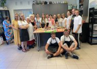 Ukrainiečiai kepė picas ir mokėsi lietuvių kalbos