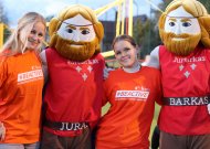 Sporto šventė Jurbarko R. Marcinkaus stadione: jurbarkiečiai moka laiką leisti aktyviai (NUOTRAUKOS)