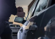 Paskynuose pavogtas automobilis grąžintas apgadintas